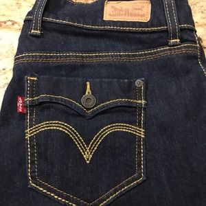 Levi’s Capris
